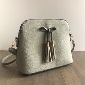 Light Off-Grey Adjustable Shoulder Strap Purse